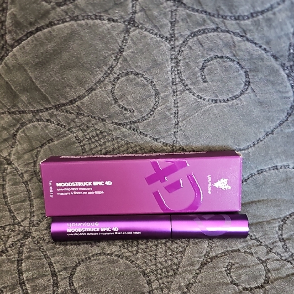 Younique Moodstruck Epic 4D Mascara - Purple